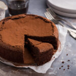 מתכון לנמסיס – עוגת למכורי עוגות שוקולד